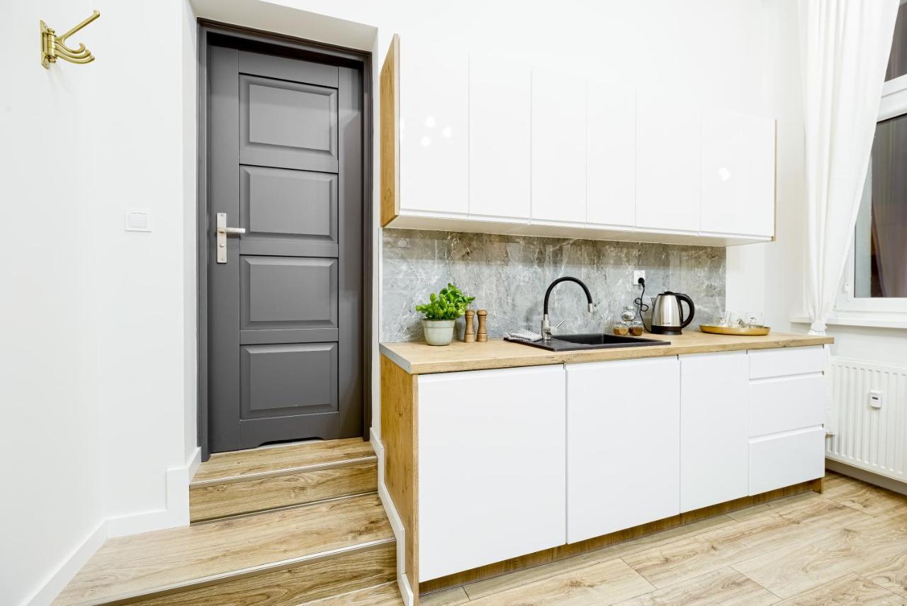 Niron Apartament Dom Z Papieru Sztokholm Piła Extérieur photo