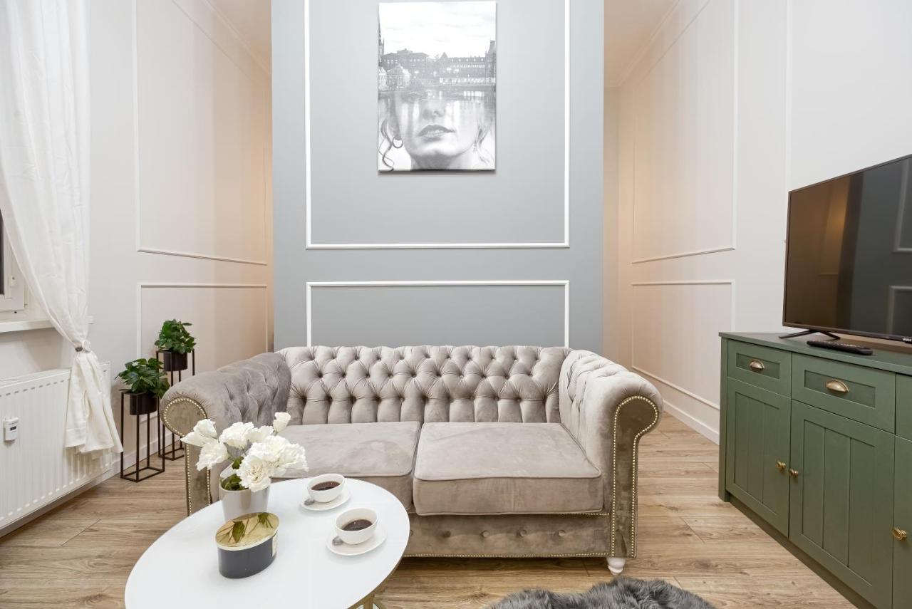 Niron Apartament Dom Z Papieru Sztokholm Piła Extérieur photo